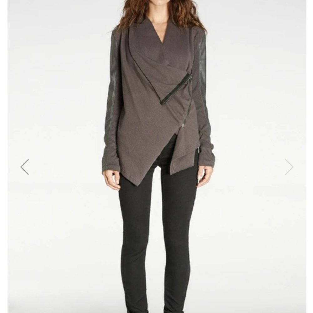 BLANK NYC Private Practice Jacket Gray NWOT Medium